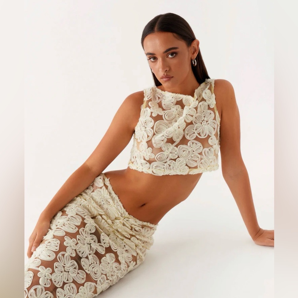 Peppermayo Butter Yellow Floral Lace Set - Picture 2 of 3